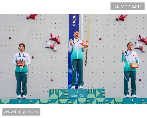 成都攀岩队的运营揭秘与深度分析探讨攀岩文化的崛起与发展